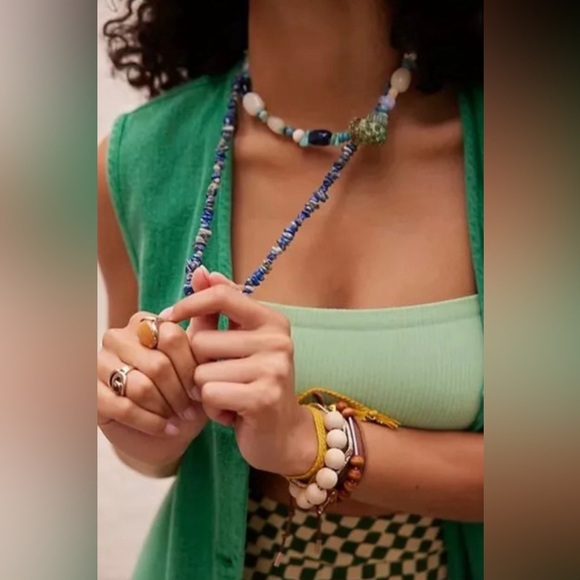 Free People Single strand Beaded Necklace NWT Navy - Picture 5 of 6